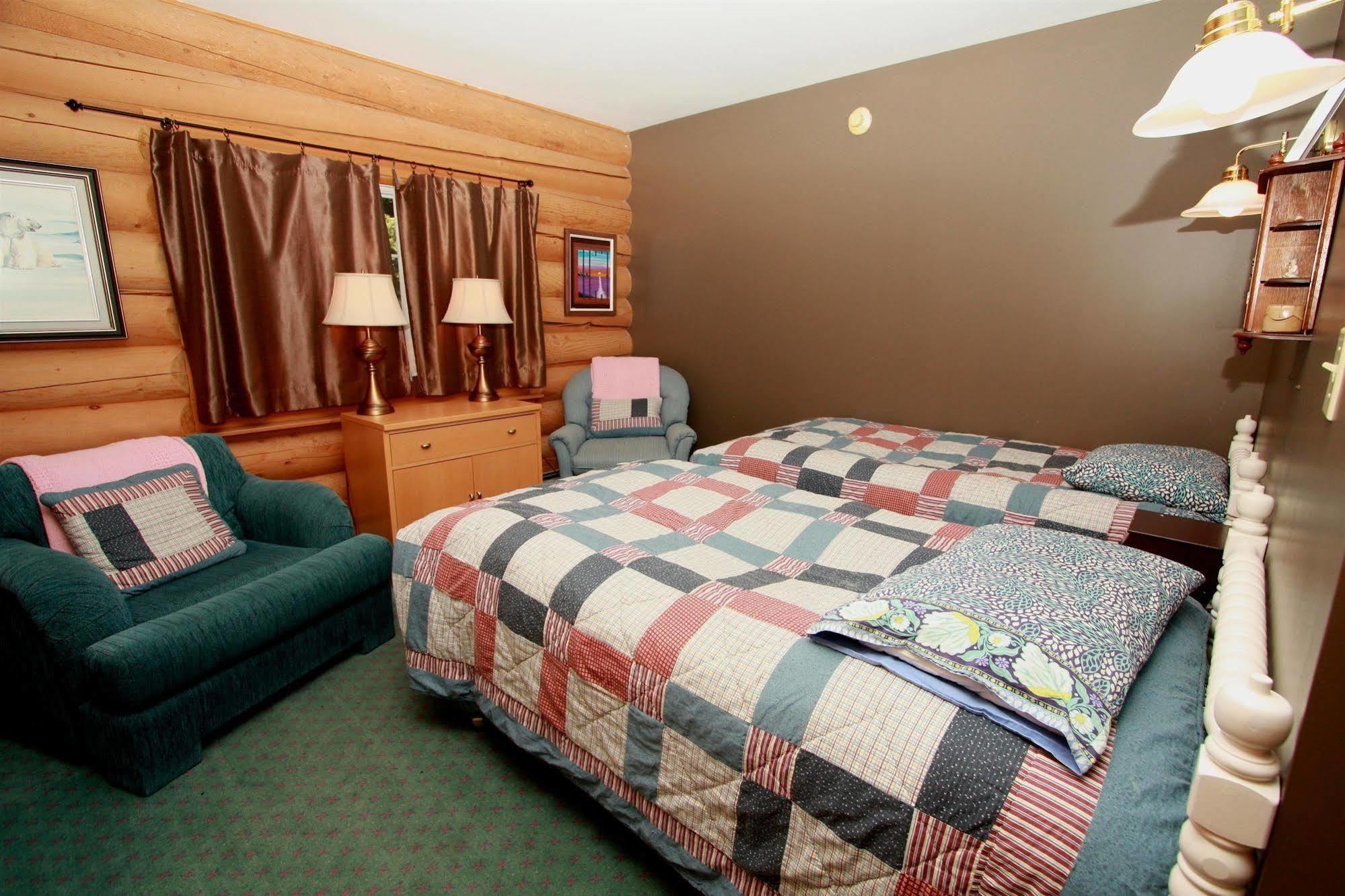 Bed & Breakfast Whitewater Golden