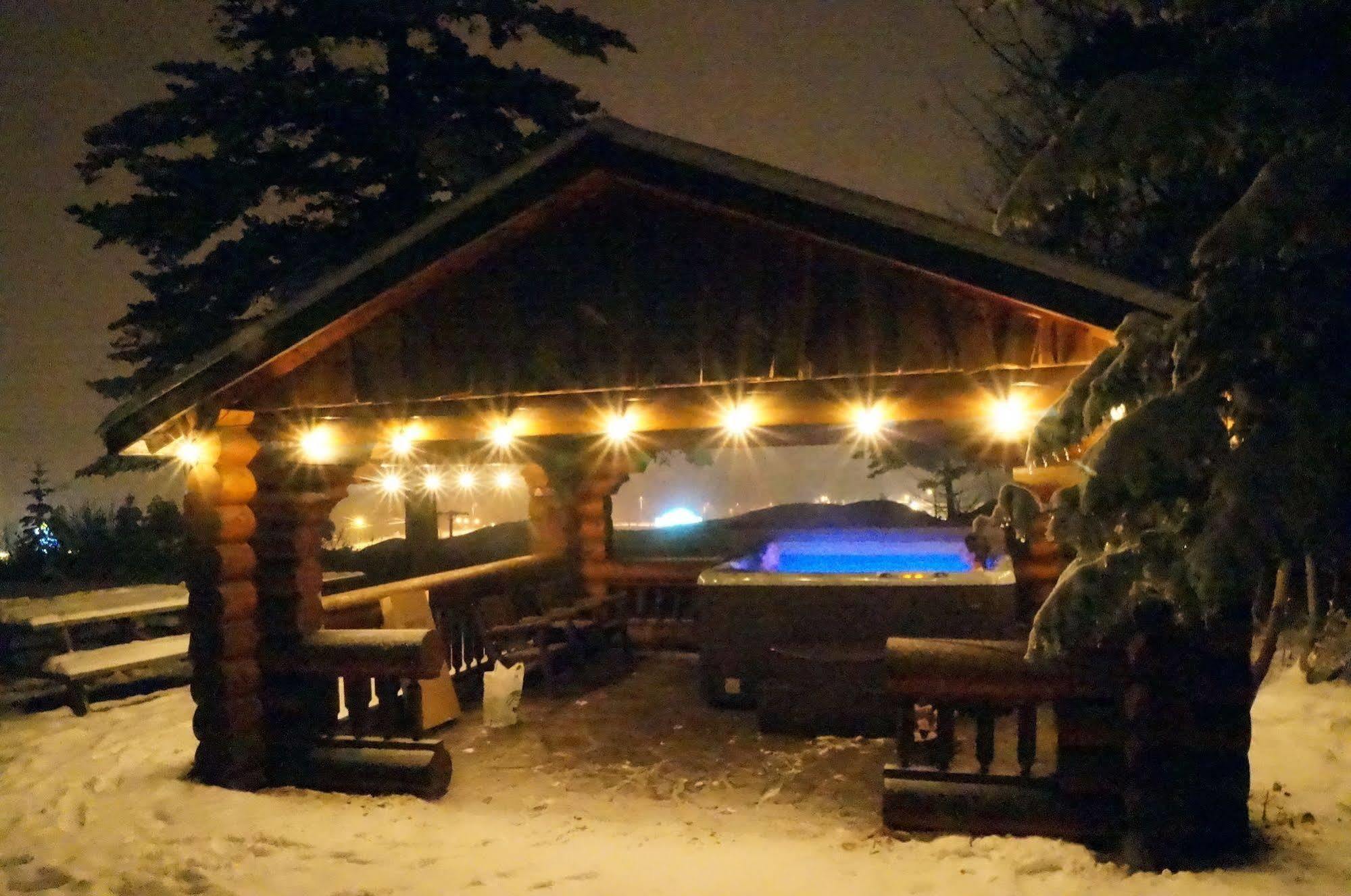 Whitewater 3*